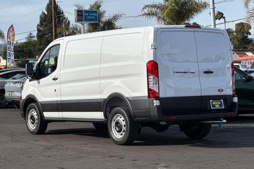 Oxford White 2026 Ford Transit-250 Base