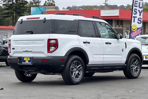 Oxford White 2025 Ford Bronco Sport Big Bend