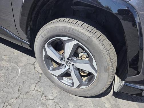 2021 Toyota RAV4 Prime SE