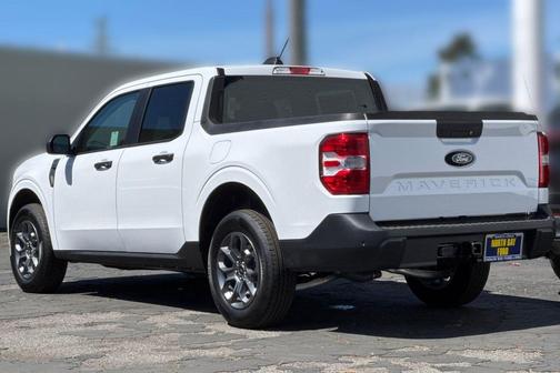Oxford White 2026 Ford Maverick XLT
