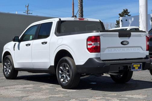Oxford White 2026 Ford Maverick XLT