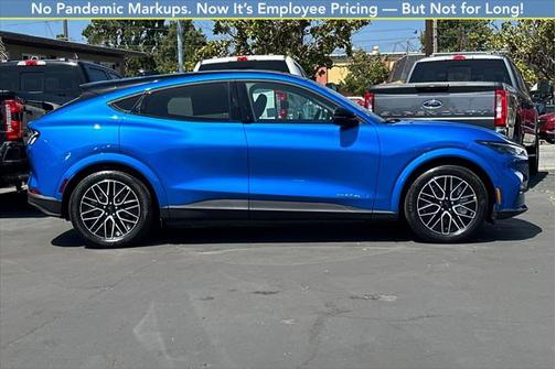 2025 Ford Mustang Mach-E Premium