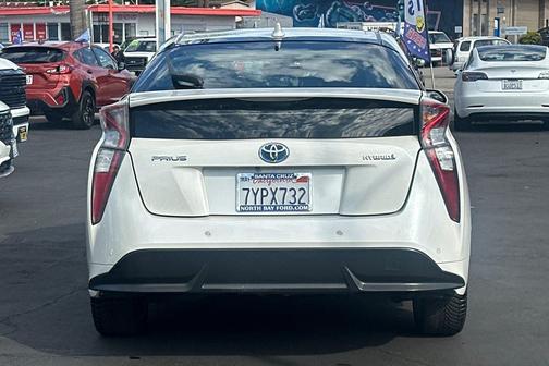 2017 Toyota Prius Four Touring