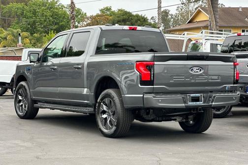 2025 Ford F-150 Lightning Flash