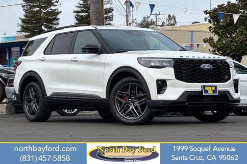 Star White Metallic Tri-Coat 2026 Ford Explorer ST