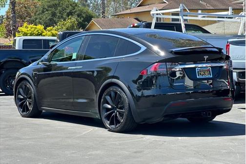 2018 Tesla Model X 75D
