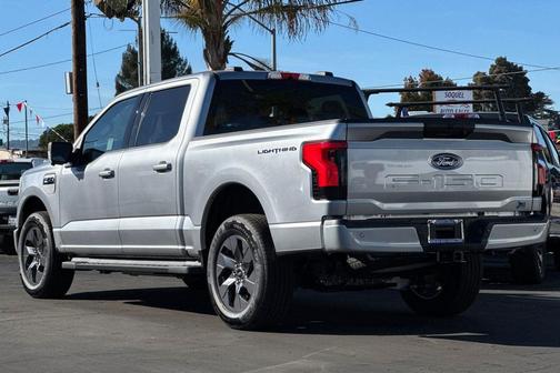 2025 Ford F-150 Lightning Flash
