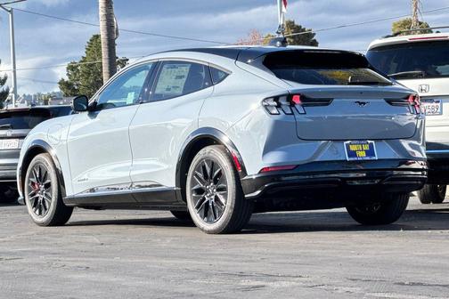 Glacier Gray Metallic TriCoat 2025 Ford Mustang Mach-E Premium
