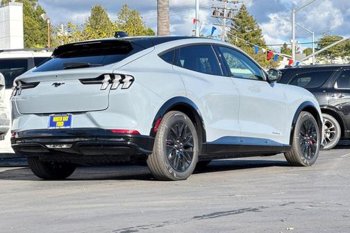 Glacier Gray Metallic TriCoat 2025 Ford Mustang Mach-E Premium