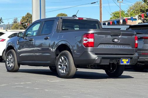 Carbonized Gray Metallic 2026 Ford Maverick XLT