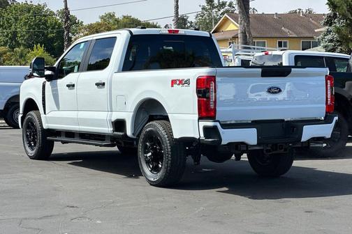 2025 Ford F-250 XL