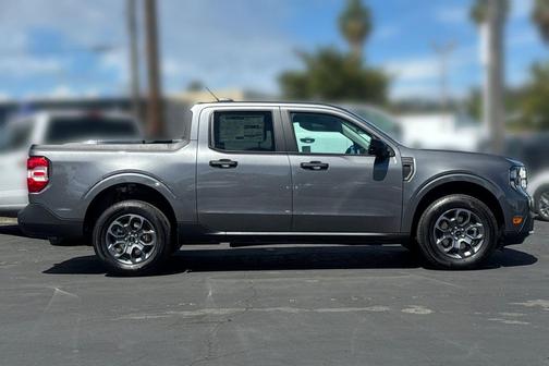 Carbonized Gray Metallic 2026 Ford Maverick XLT