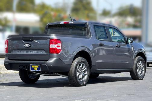 Carbonized Gray Metallic 2026 Ford Maverick XLT