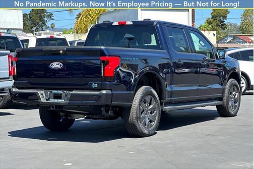 2025 Ford F-150 Lightning Flash