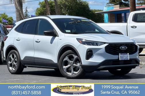 Space Silver Metallic 2025 Ford Escape ST-Line