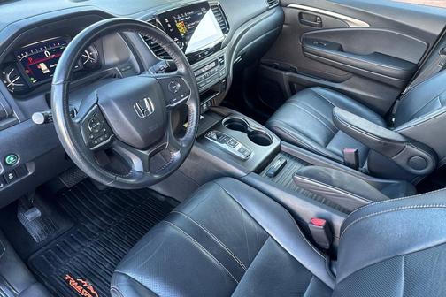 2022 Honda Passport AWD TrailSport