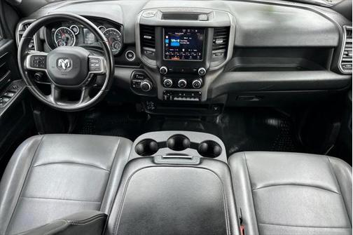 2022 RAM 2500 Tradesman Crew Cab 4x4 6'4' Box
