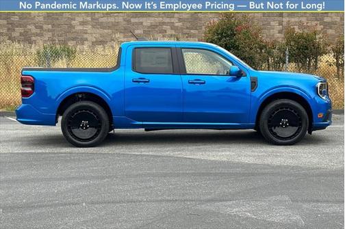 2025 Ford Maverick Lobo Standard