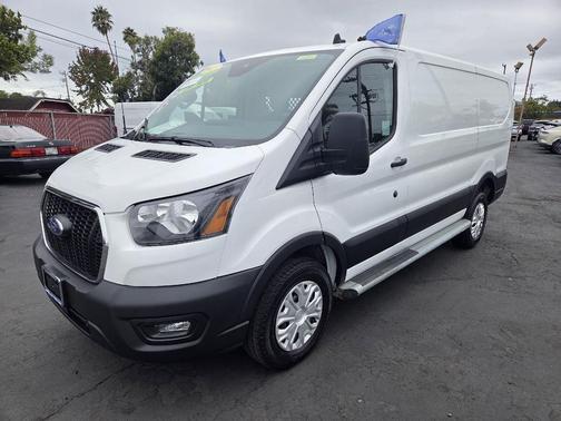 2023 Ford Transit-250 Base
