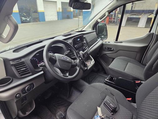 2023 Ford Transit-250 Base