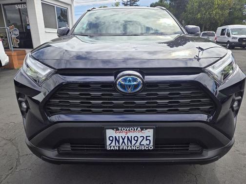 2024 Toyota RAV4 Hybrid XLE Premium