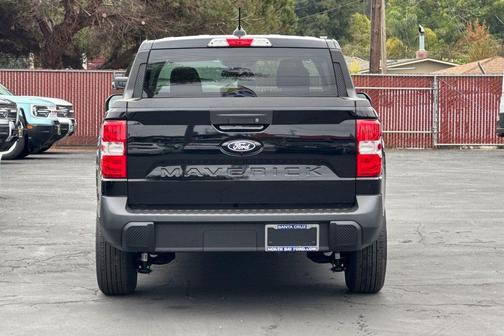 Shadow Black 2025 Ford Maverick XL