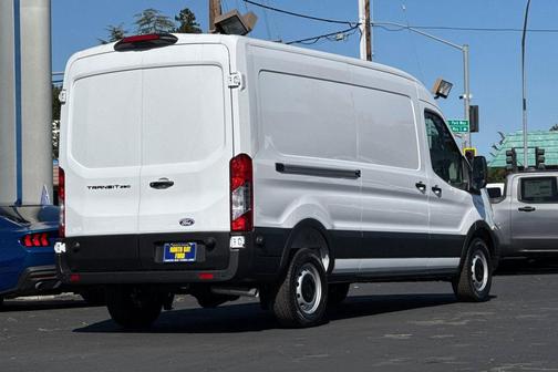 Oxford White 2026 Ford Transit-250 Base