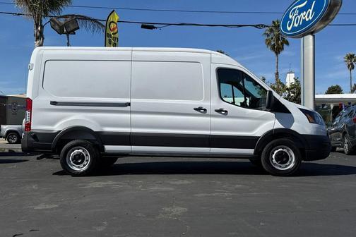 Oxford White 2026 Ford Transit-250 Base