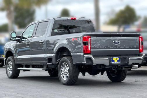 Carbonized Gray Metallic 2026 Ford F-250 Lariat