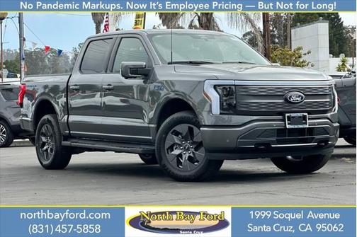 2025 Ford F-150 Lightning LARIAT