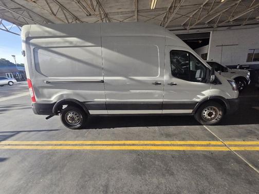 2022 Ford Transit-350 Base