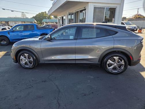 2023 Ford Mustang Mach-E Select