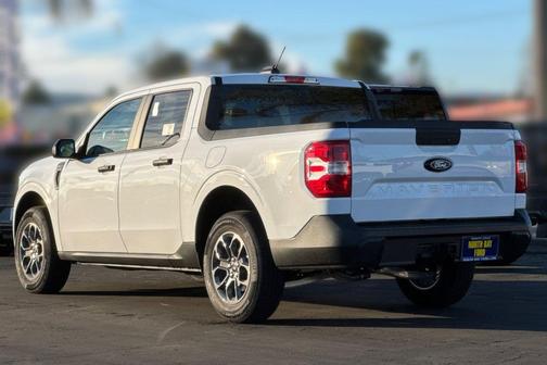 Oxford White 2026 Ford Maverick XLT