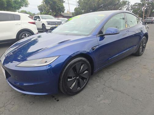 Deep Blue Metallic 2025 Tesla Model 3 Long Range