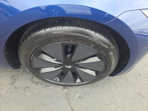 Deep Blue Metallic 2025 Tesla Model 3 Long Range