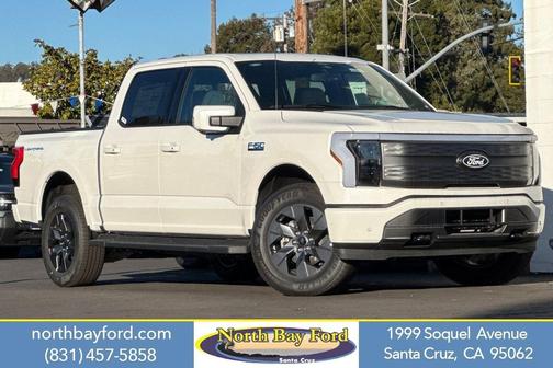 2025 Ford F-150 Lightning LARIAT