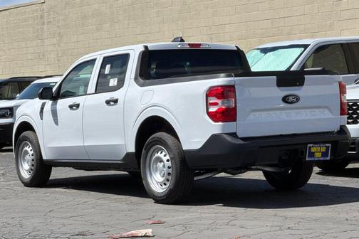 Oxford White 2026 Ford Maverick XL