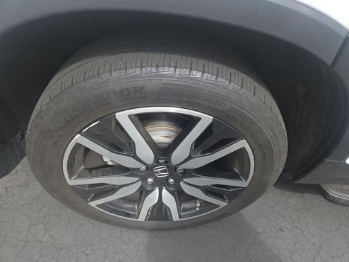 Platinum White Pearl 2022 Honda Pilot AWD Elite