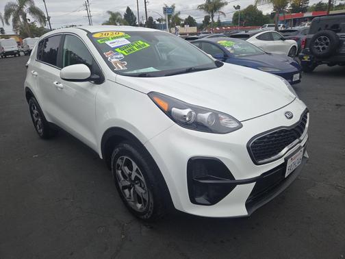 Clear White 2020 Kia Sportage LX