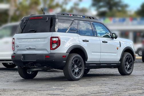 Space White Metallic 2026 Ford Bronco Sport Badlands
