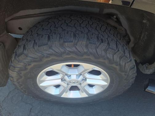 Attitude Black Metallic 2015 Toyota 4Runner SR5