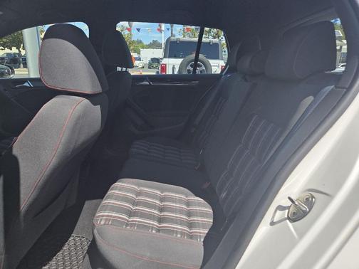 2013 Volkswagen GTI 4-Door
