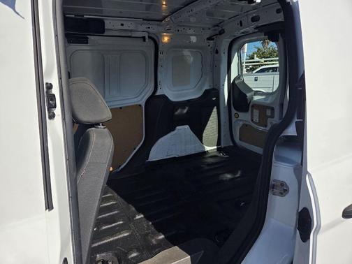 2022 Ford Transit Connect XLT
