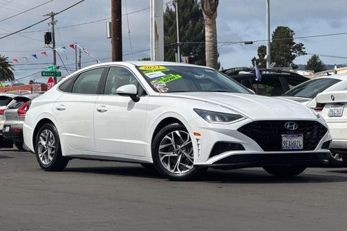 2023 Hyundai SONATA SEL