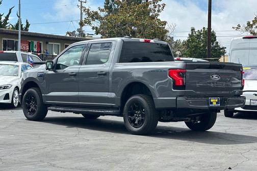 2025 Ford F-150 Lightning XLT