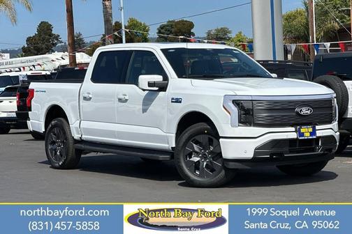 2025 Ford F-150 Lightning LARIAT