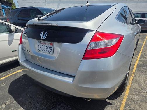 Alabaster Silver Metallic 2010 Honda Accord Crosstour EX-L