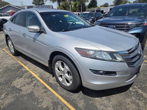Alabaster Silver Metallic 2010 Honda Accord Crosstour EX-L