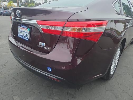Sizzling Crimson Mica 2013 Toyota Avalon Hybrid Limited