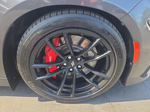 Granite Pearlcoat 2018 Dodge Charger R/T 392